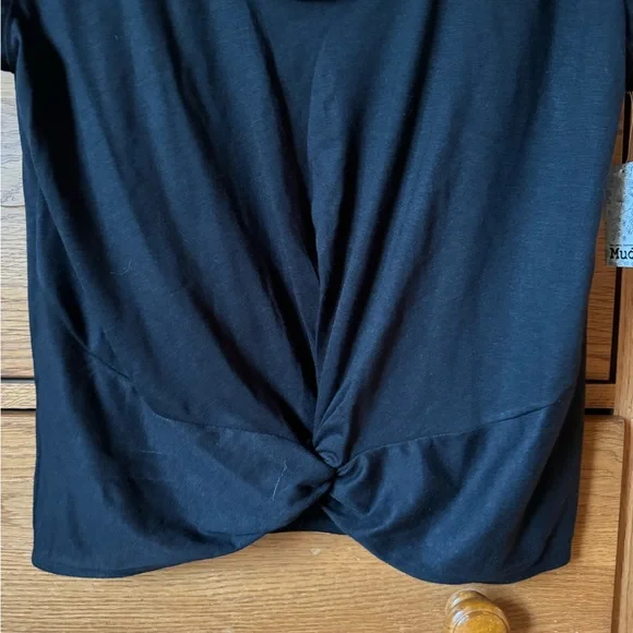 Mudd Juniors Women’s Cropped Tie Black lightweight T-Shirt Size Large NWT - Picture 4 of 8